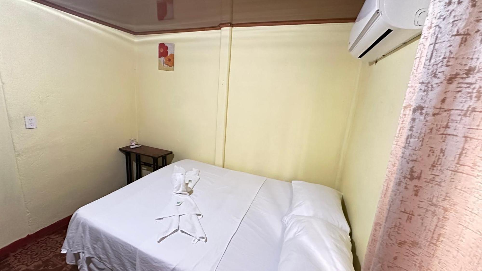 トルトゥゲーロThe Corner Houseアパートメント エクステリア 写真
